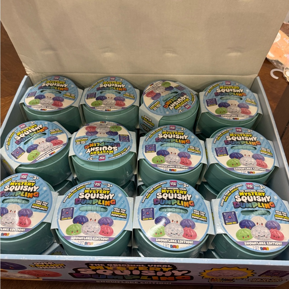 RMS Mystery Squishy Dumpling Snowflake Edition - Assorted Pastel Colors